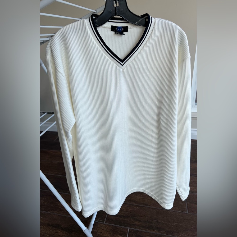 50%off 🎊(Vtg)Men's White Ribbed V-Neck Casual Sweater